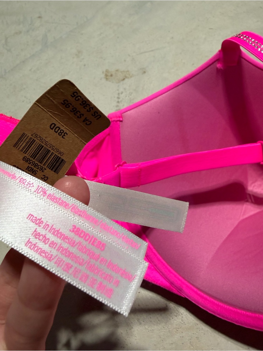 Victoria’s Secret pink wear everywhere super push up hot pink bra 38DD - Picture 8 of 10